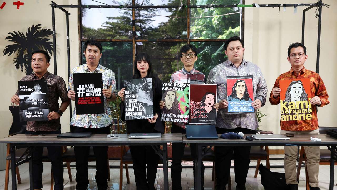 Press conference with Advocacy for Democracy Team (TAUD) in Jakarta