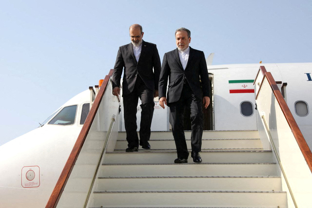 FILE PHOTO: Iranian Foreign Minister Abbas Araghchi arrives ahead of negotiations with the U.S., in Muscat