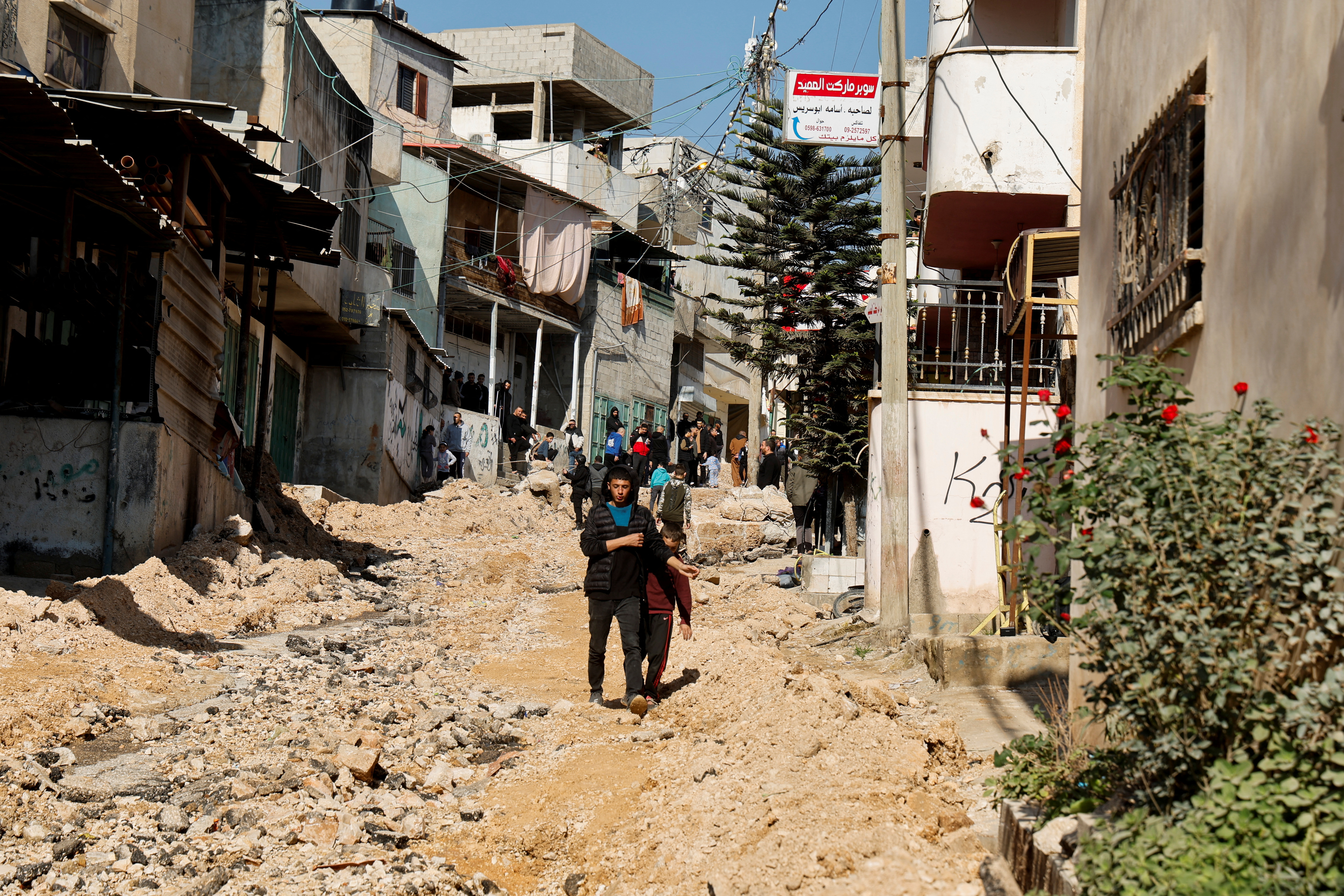 Israeli military raid near Tubas
