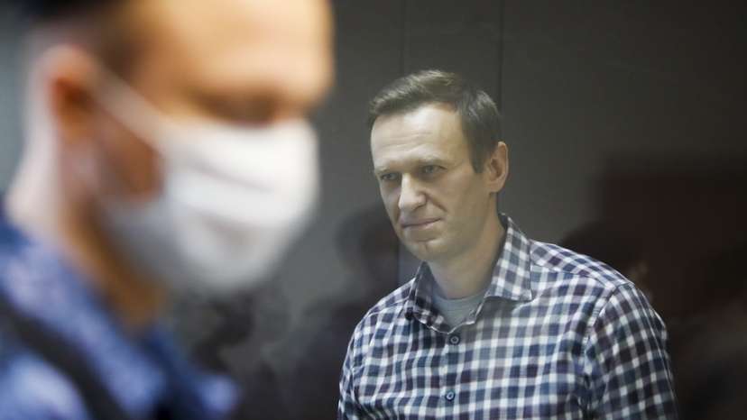 Russian opposition leader Alexei Navalny hearing to consider an appeal against an earlier court decision to change his suspended sentence to a real prison term