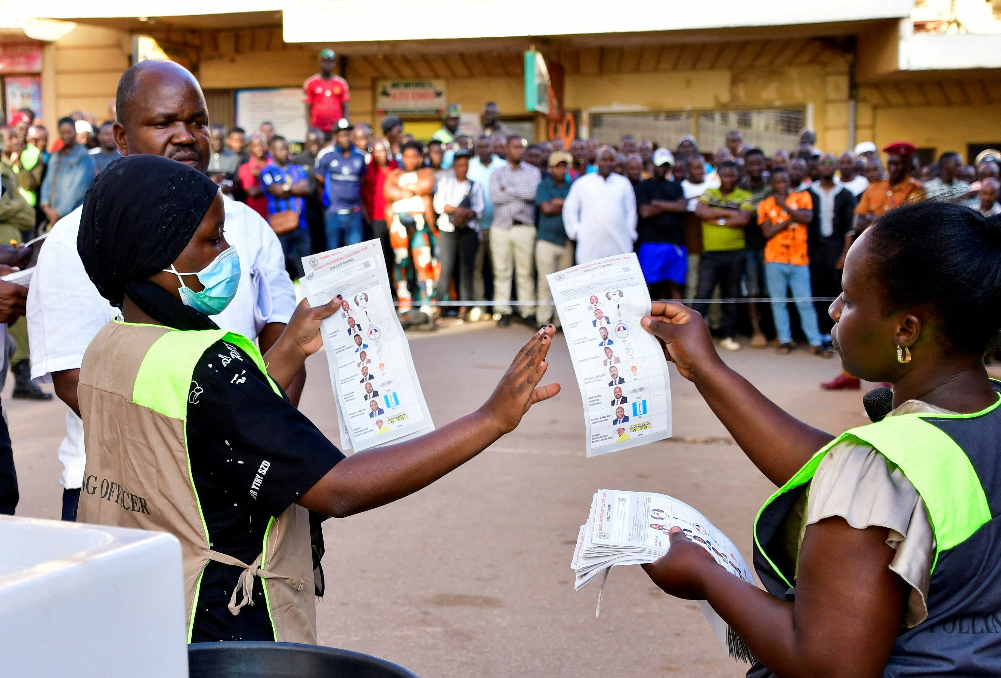 Vote count starts after Uganda polls