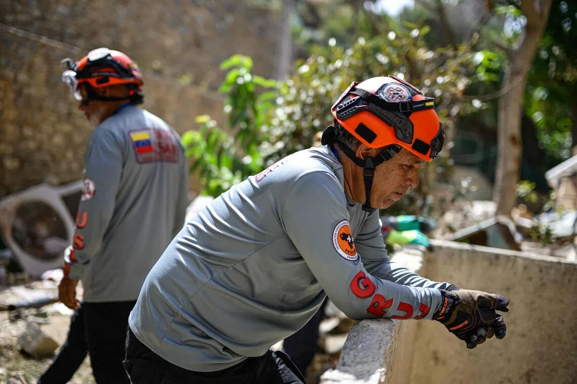 Venezuela Rescuer Keeps Searching Months After Earthquakes