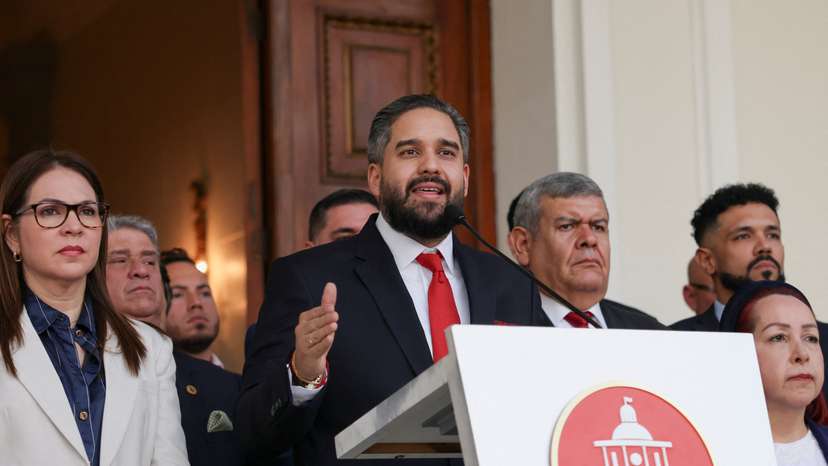 Maduro’s son says he spoketo his father after US