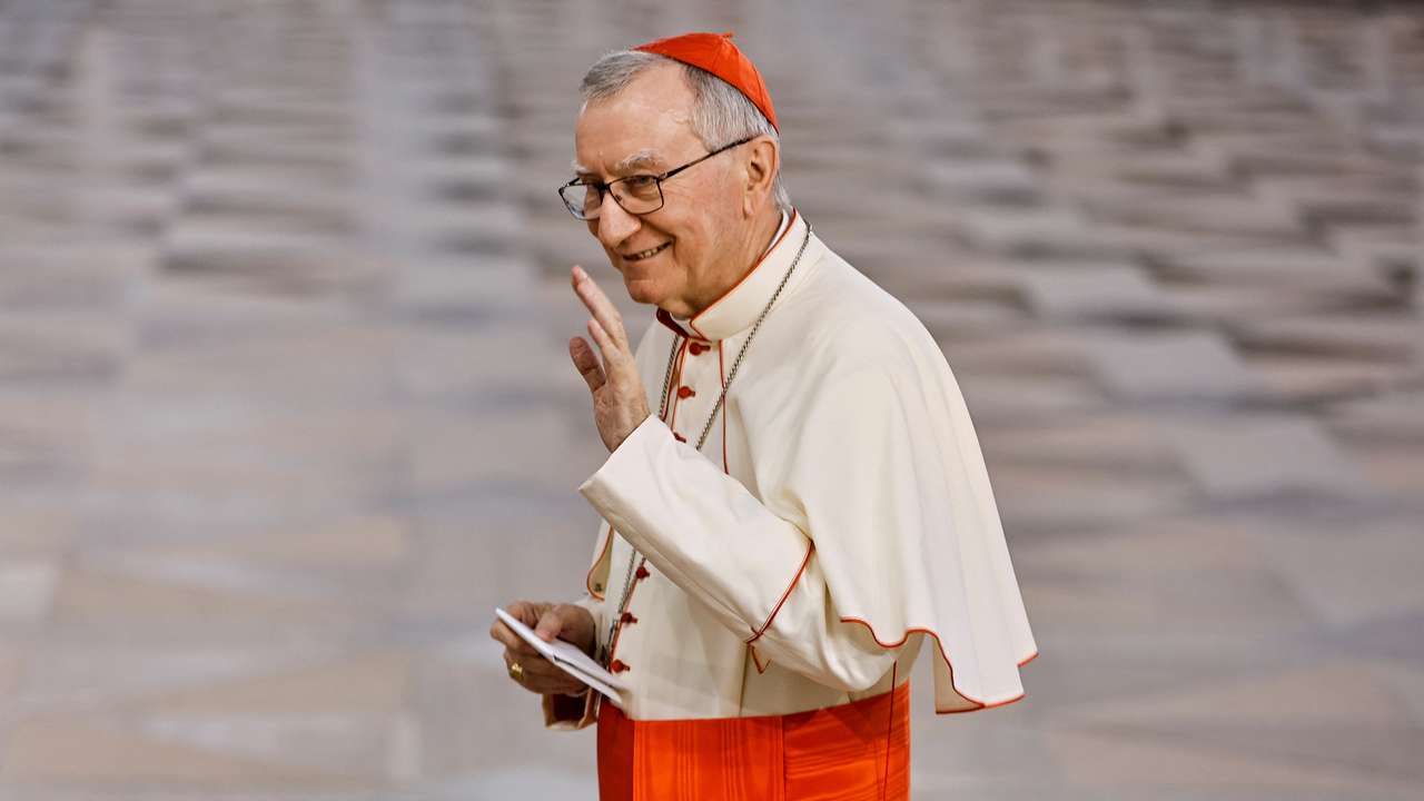 Pope Francis visits Bahrain