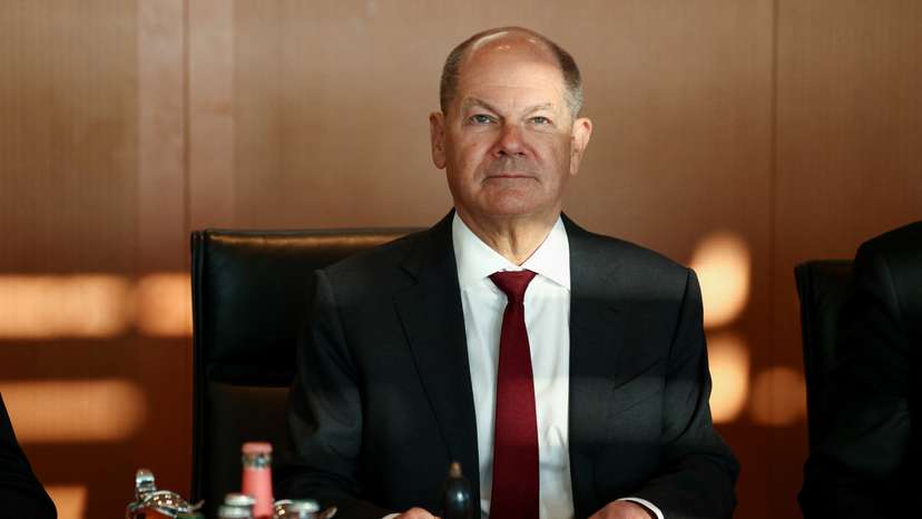 Weekly cabinet meeting in Berlin