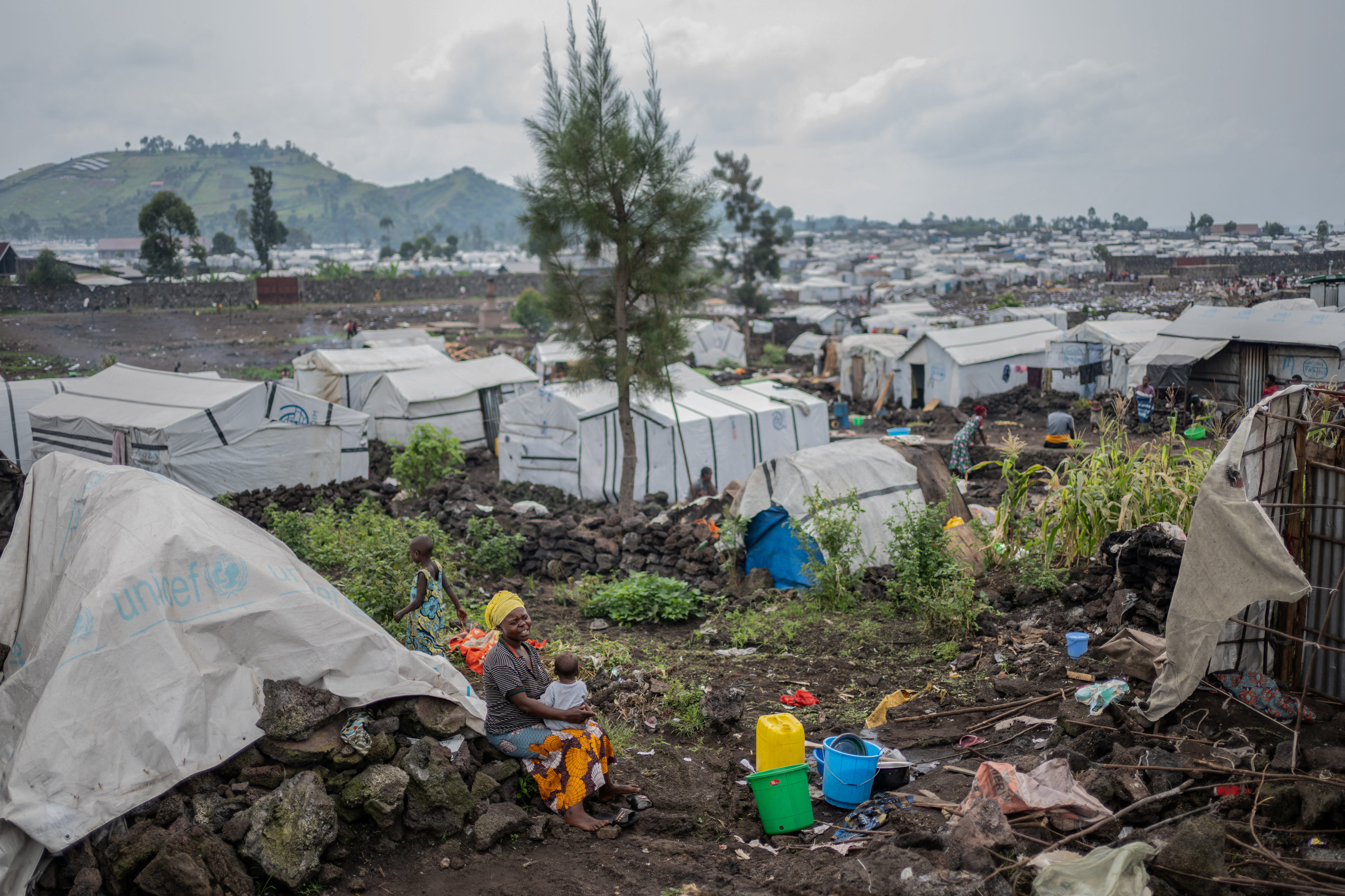 Displaced Congolese people prepare to leave camp as M23 rebels order evacuations near Goma