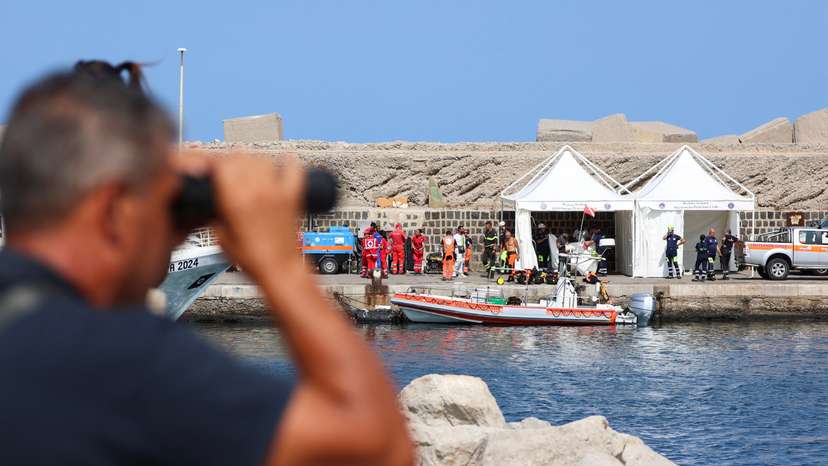 Sailboat sinks off Sicily
