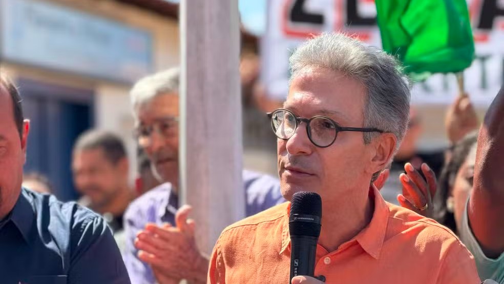 Zema durante ato de campanha