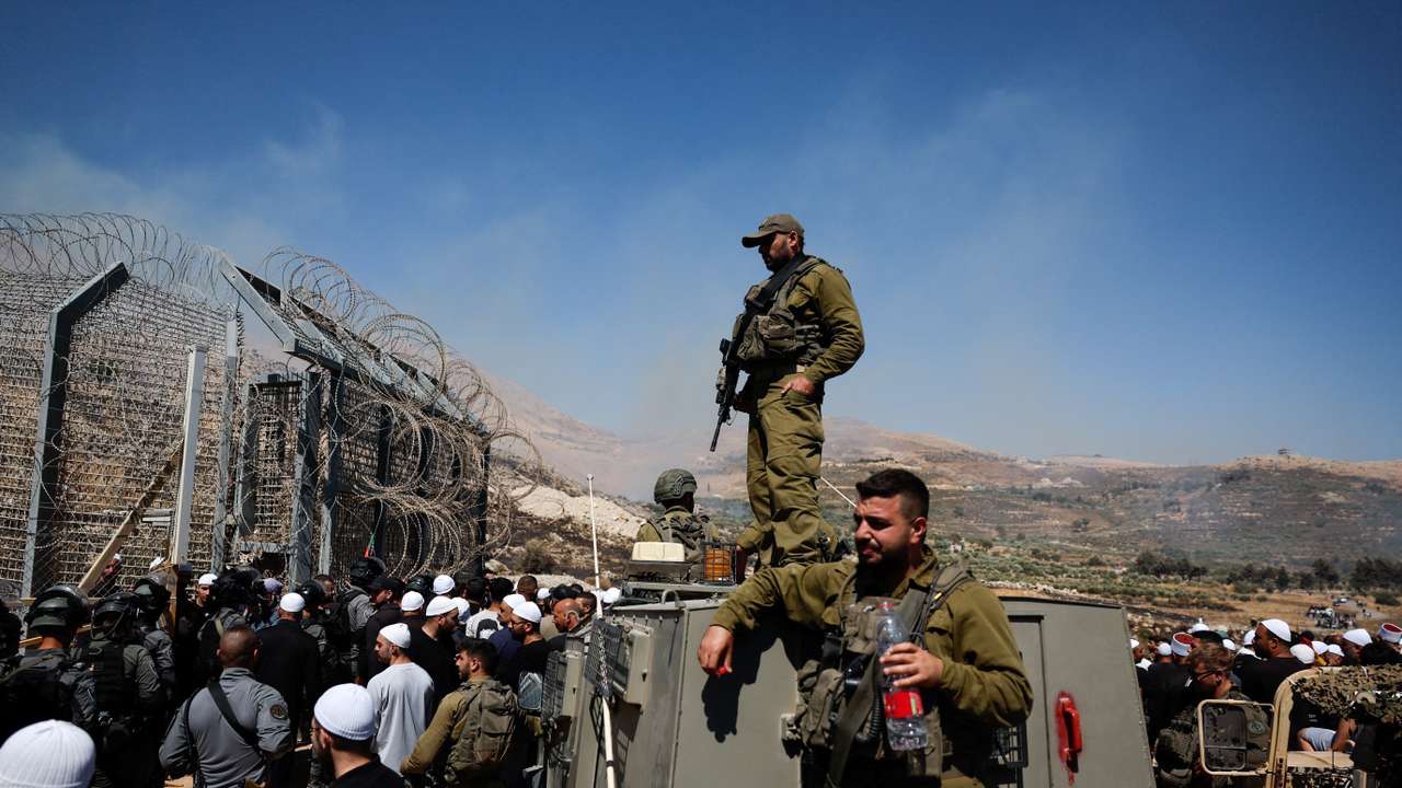 Ceasefire line between Israeli-occupied Golan Heights and Syria