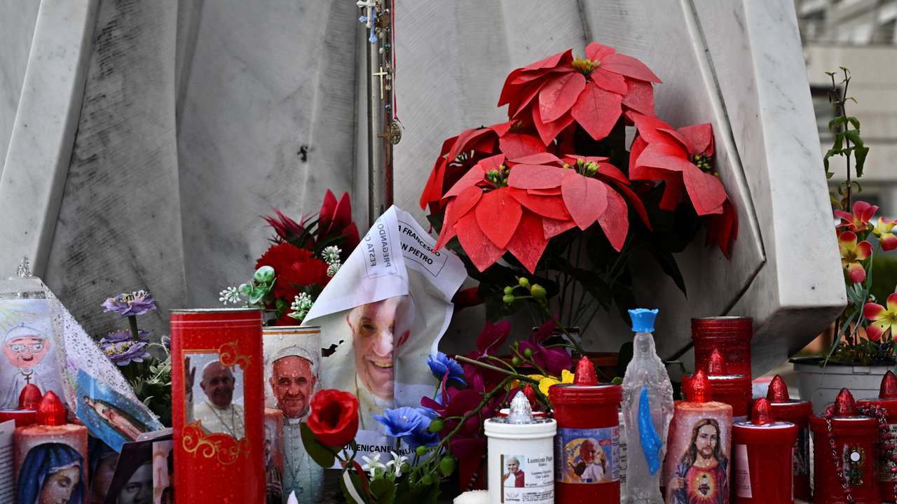 Pope Francis continues treatment at Gemelli Hospital in Rome
