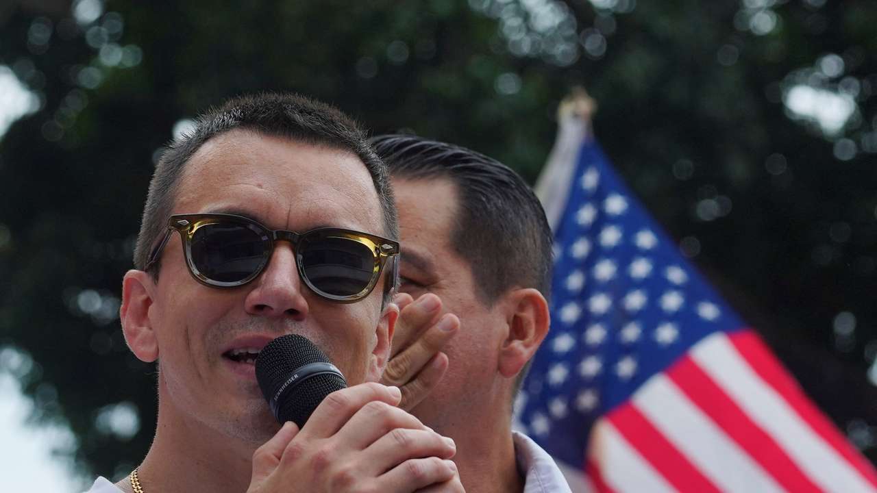 Ecuador's President Daniel Noboa addresses supporters during the March for Peace and Justice, following the announcement of tougher government measures against crime and a push for a referendum on security and political issues, in Guayaquil, Ecuador, September 11, 2025. REUTERS/Cesar Munoz
