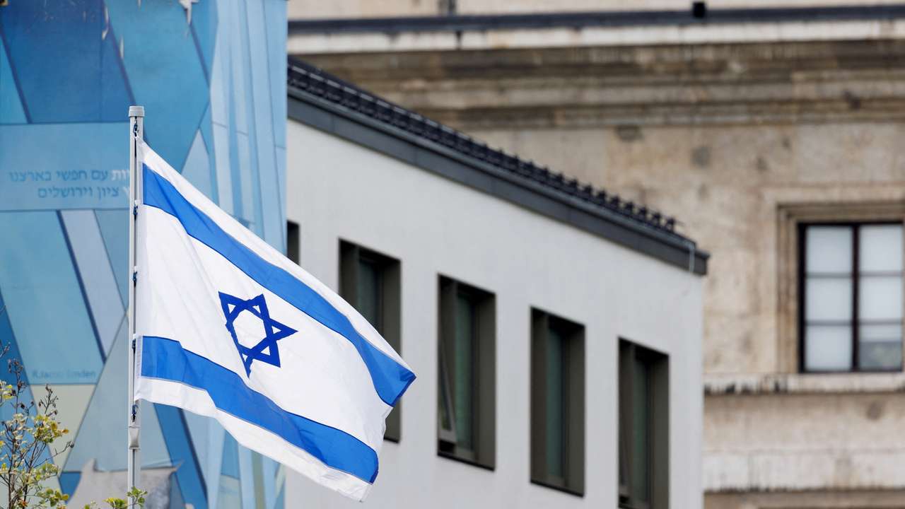 German police shoot suspect near Israeli consulate in Munich