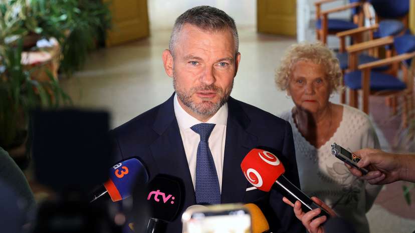 Slovakia holds early parliamentary election