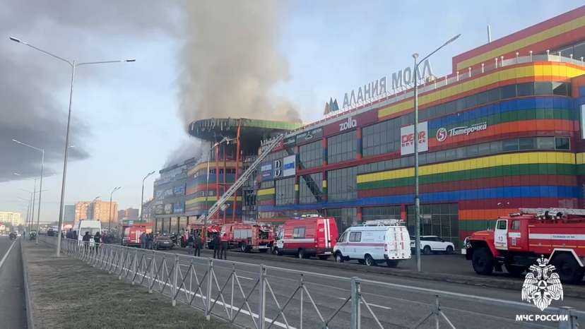 Smoke billows during a fire in a shopping mall in Vladikavkaz