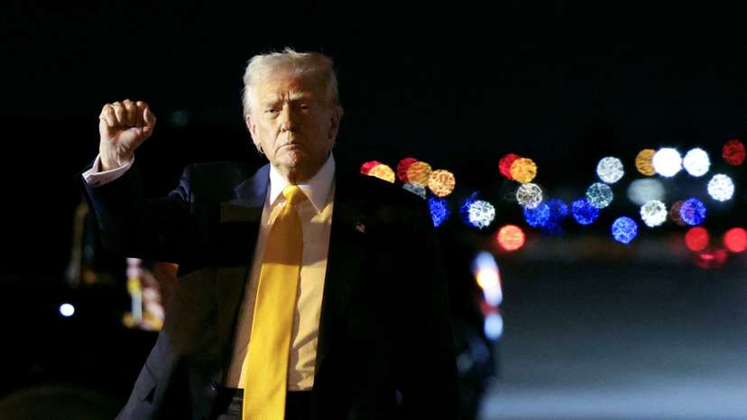 FILE PHOTO: Trump arrives in West Palm Beach, Florida