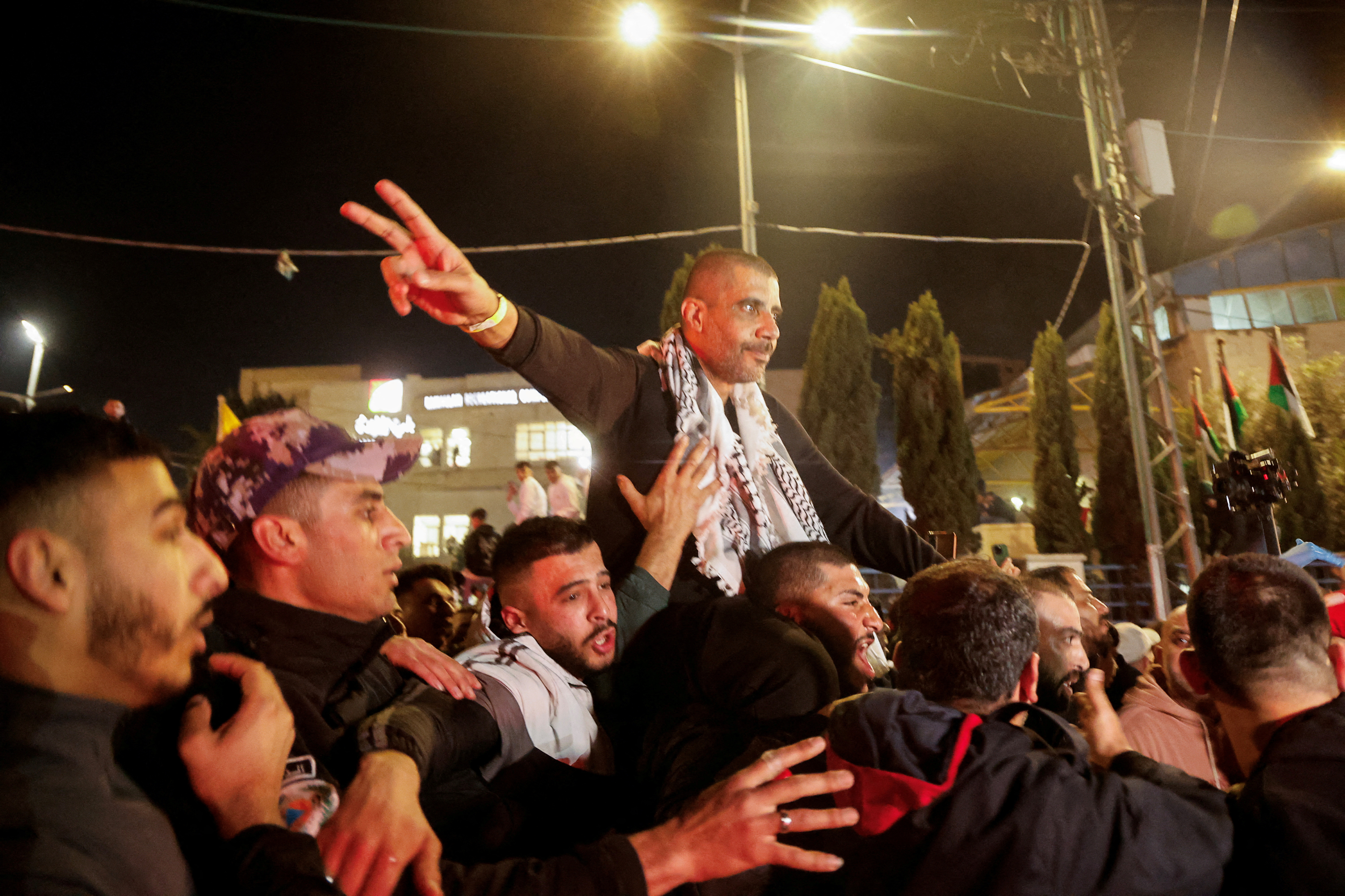 Hostages-prisoners swap deal between Hamas and Israel