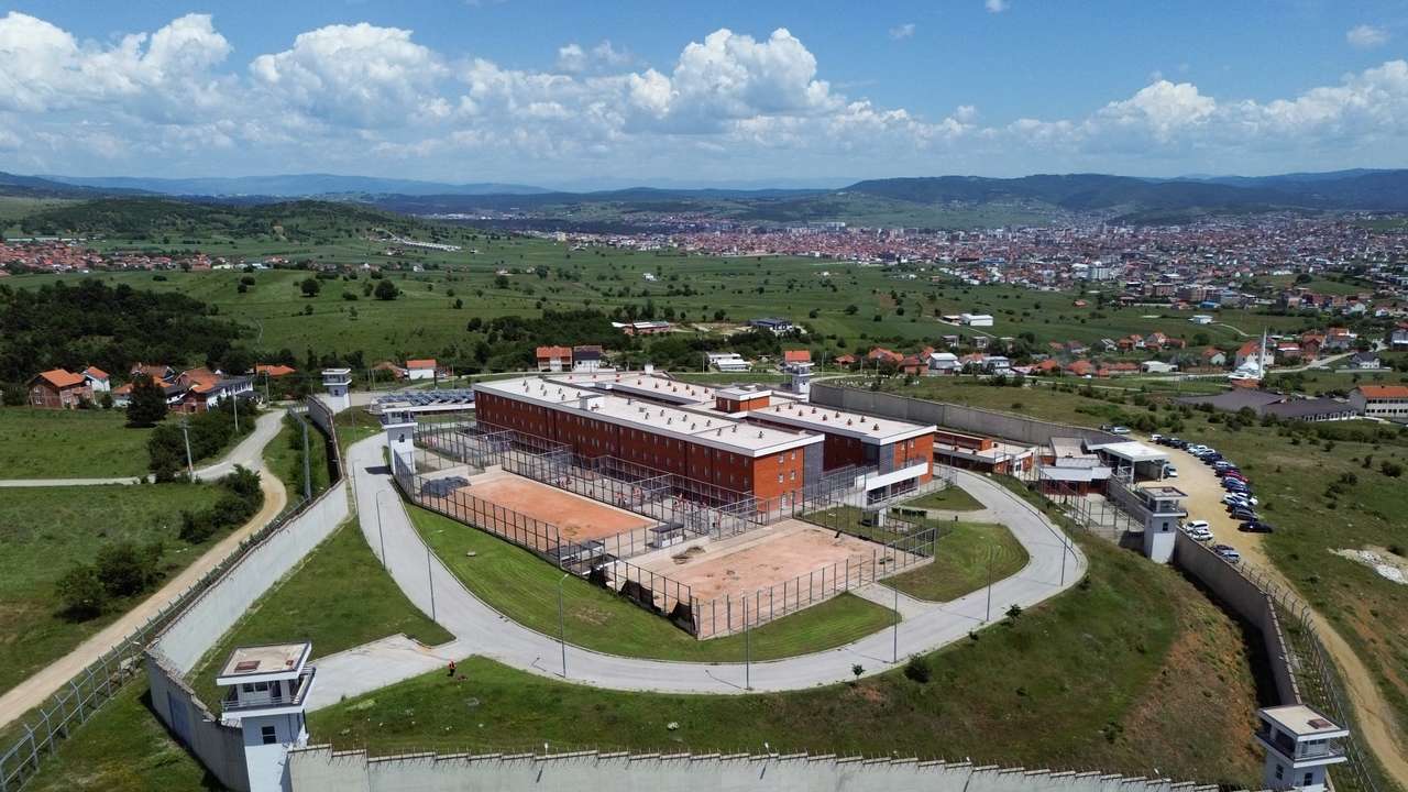 Kosovo prison