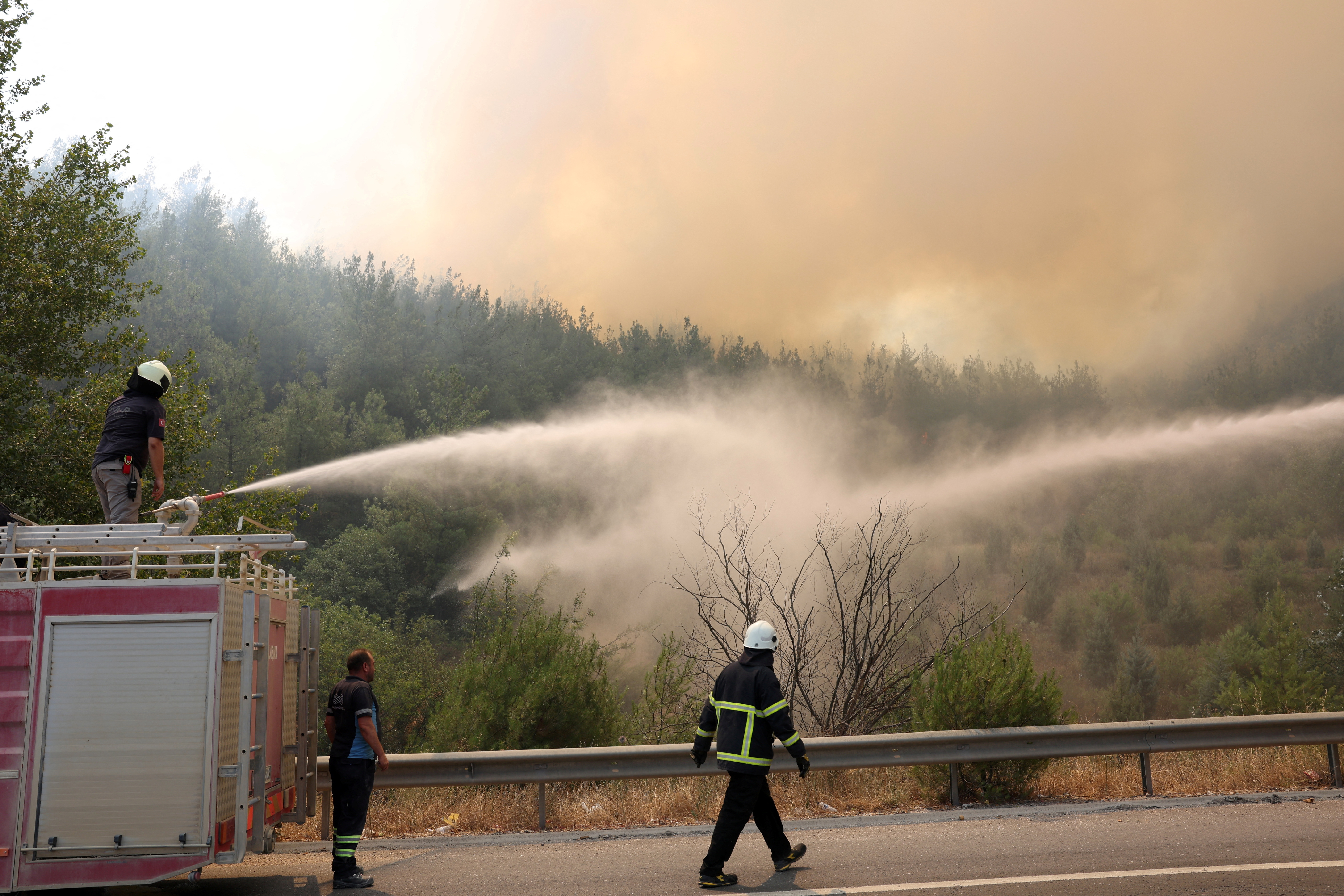 Wildfire in western Turkey