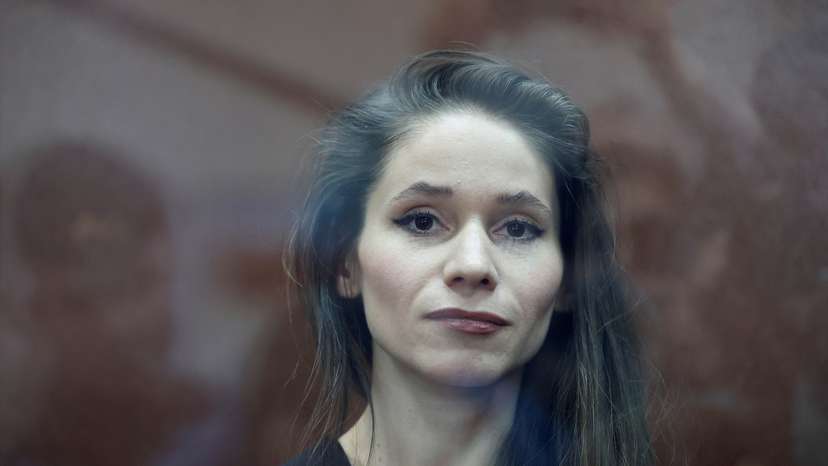 Journalist Favorskaya charged with participation in extremist group appears in Moscow court