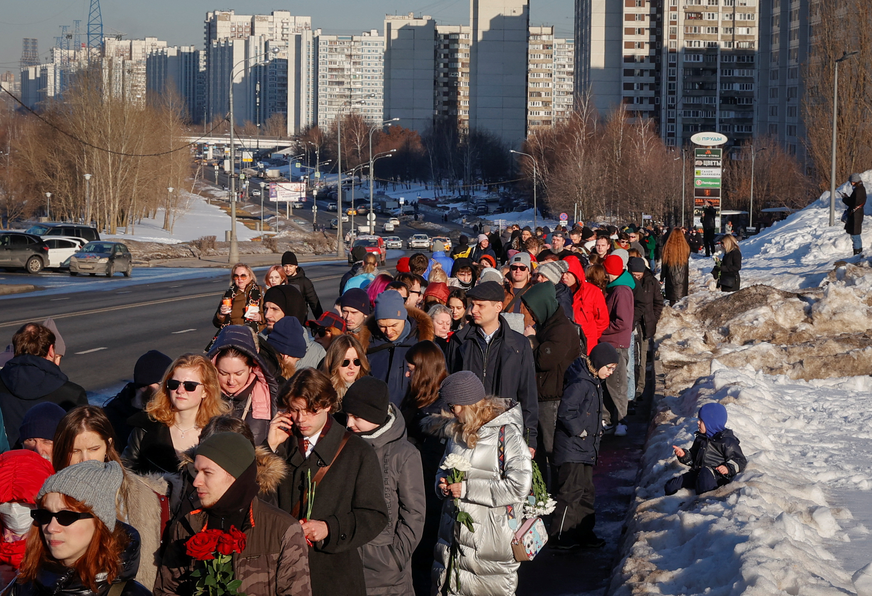 Mourners come to grave of Russian opposition leader Alexei Navalny, in Moscow
