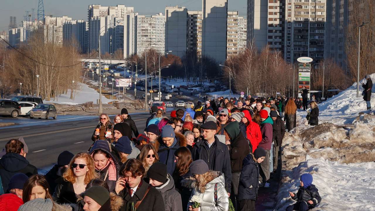 Mourners come to grave of Russian opposition leader Alexei Navalny, in Moscow