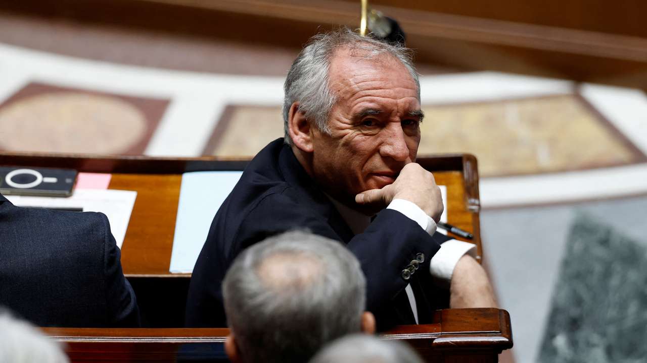 Questions to the government session at the National Assembly in Paris