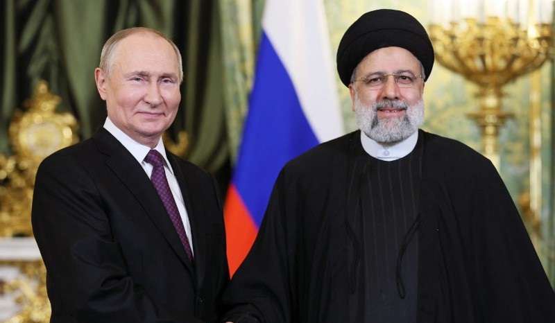 Russian President Vladimir Putin meets with Iranian President Ebrahim Raisi in Moscow