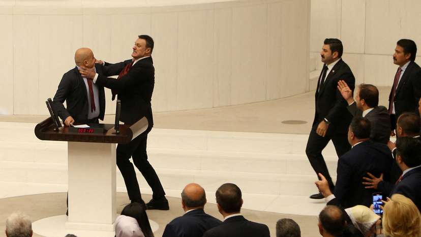 Extraordinary meeting of the Turkish parliament in Ankara