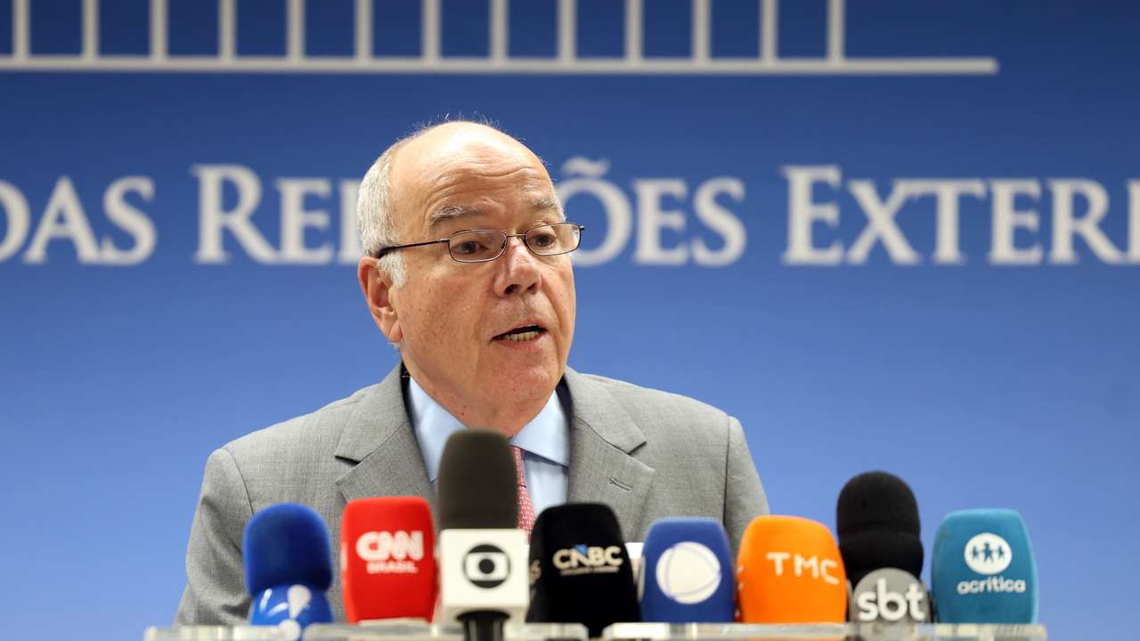 Ministro das Relações Exteriores, Mauro Vieira: "É preciso parar imediatamente com esse tipo de agressão para trabalhar na relação bilateral".
