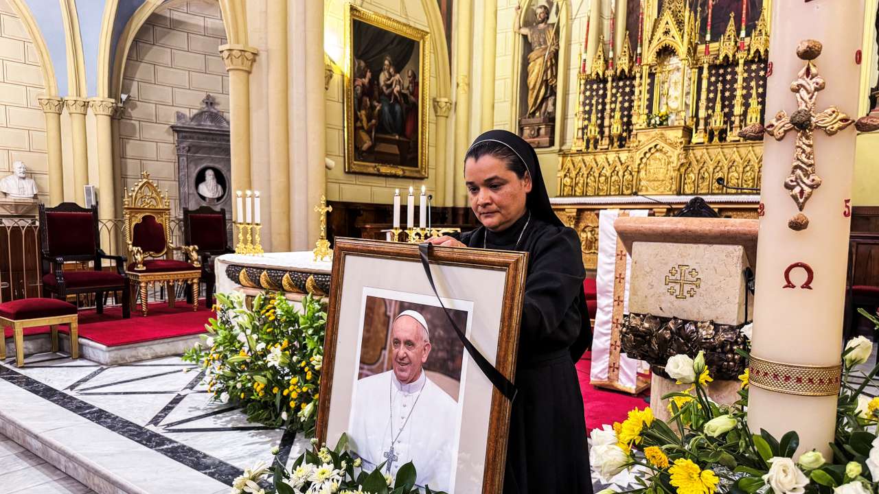 Mourning after the death of Pope Francis, in Jerusalem