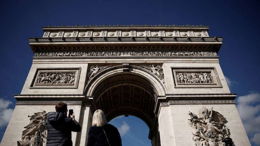 Arc de Triomphe monument in Paris