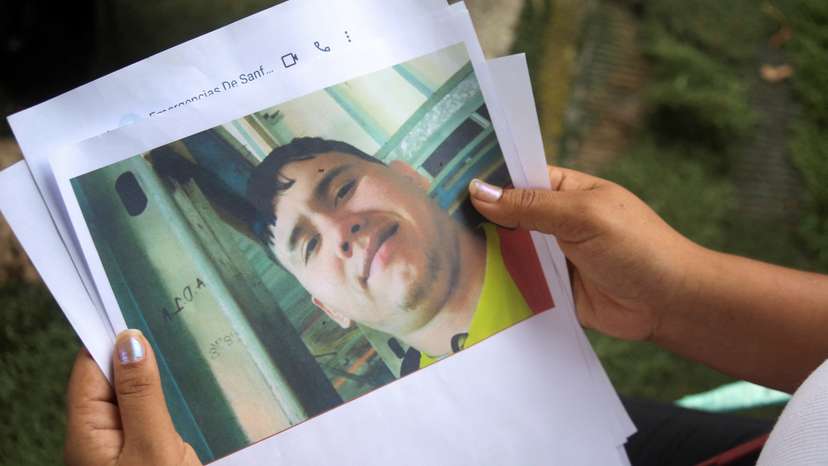 Colombian-Venezuelan migrant held in El Salvador is having rights violated, wife says