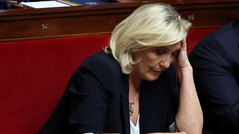 Questions to the government session at the National Assembly in Paris