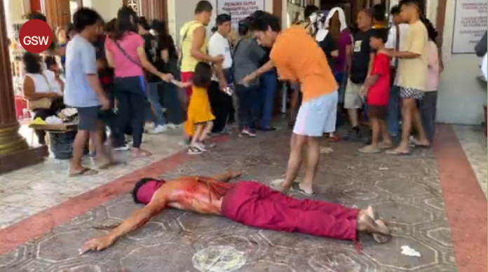 Filipinos whip themselves in Good Friday rites