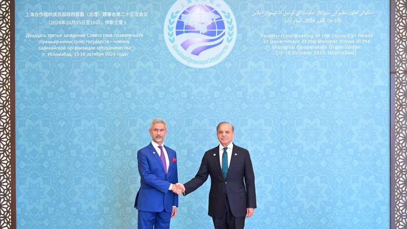 Prime Minister Muhammad Shehbaz Sharif and Indian Foreign Minister Subrahmanyam Jaishankar, at the venue of the 23rd SCO in Islamabad