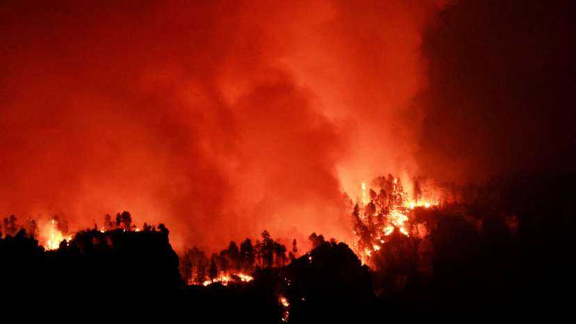 FILE PHOTO: Dragon Bravo Fire in the Grand Canyon