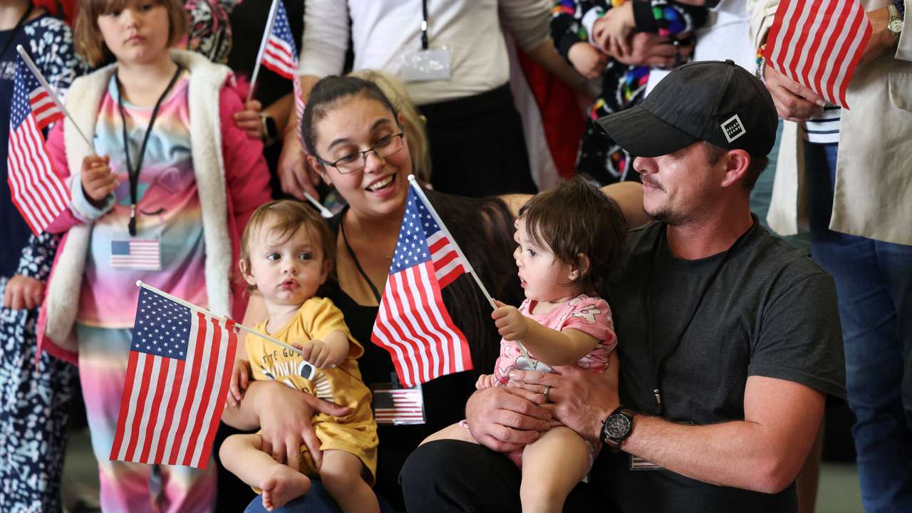 First group of White South Africans arrives in U.S. Under Trump's Refugee plan in Dulles