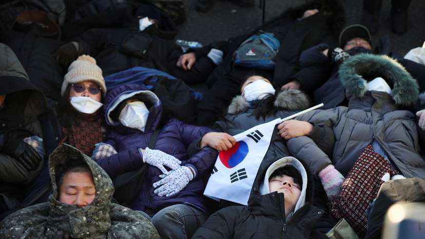 South Korean court issues arrest warrant for impeached President Yoon