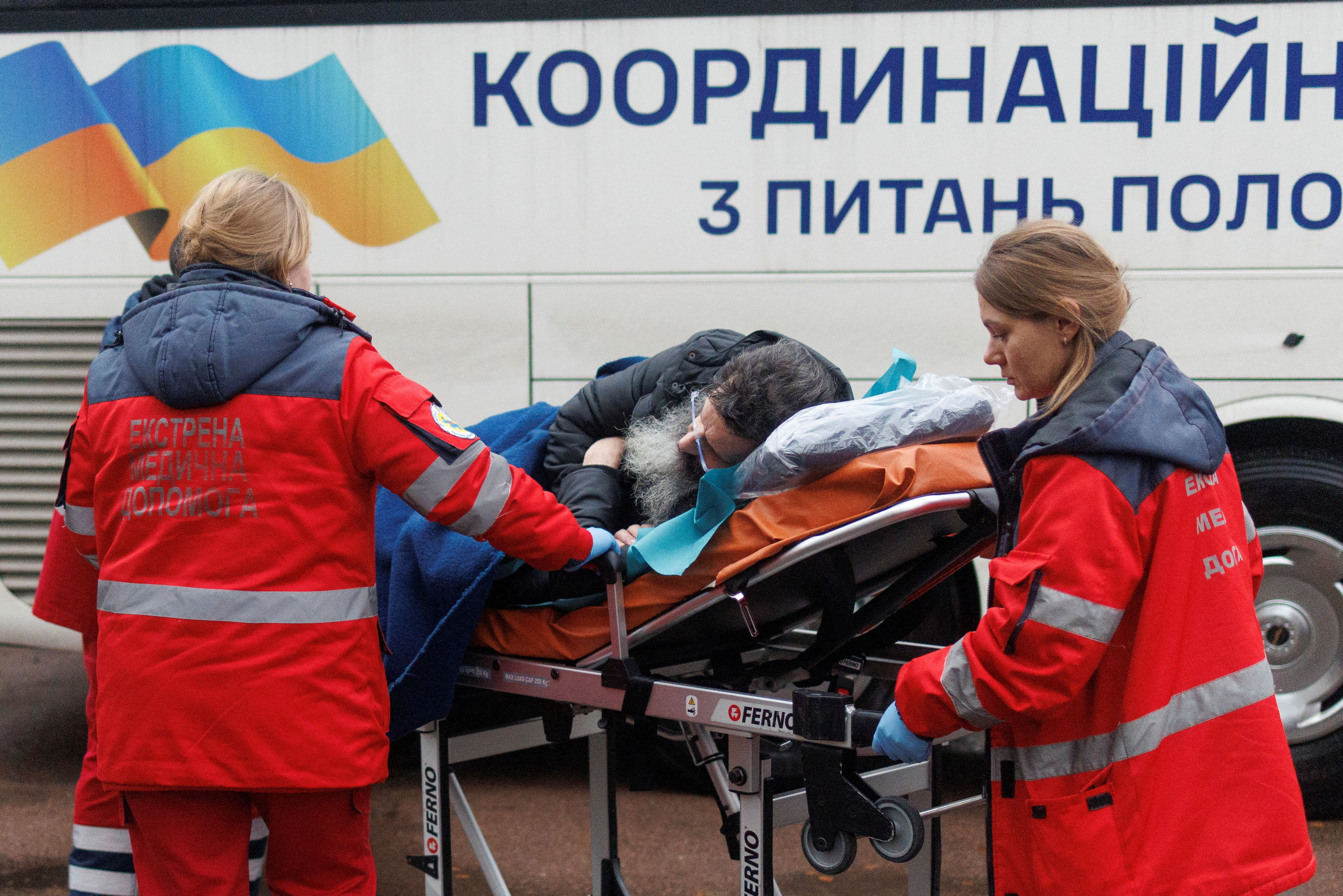 Return of Ukrainian civilians freed from jail in Belarus
