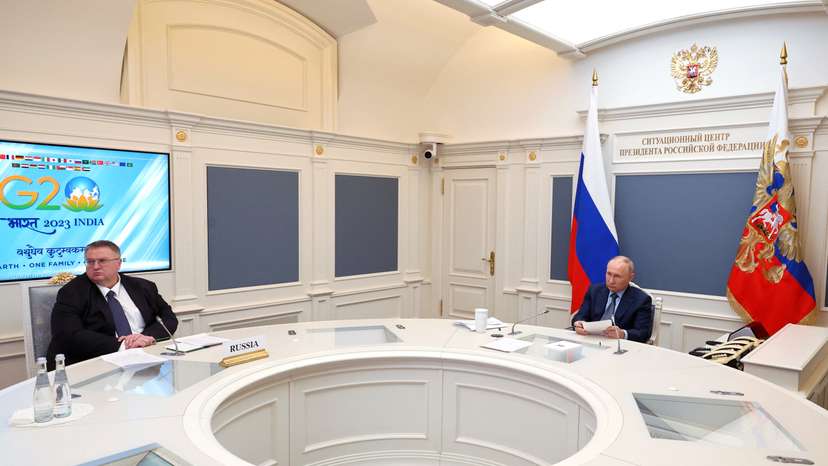 Russian President Putin attends virtual G20 summit