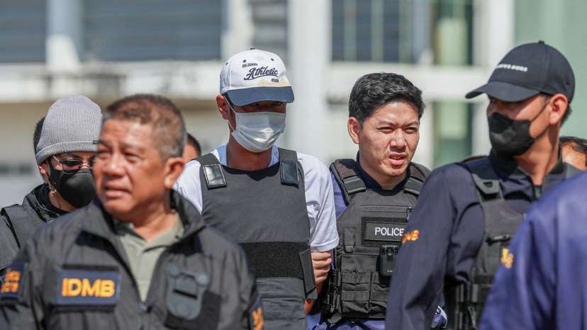 Ekkalak Paenoi, a suspect in the assassination of a former politician with now-dissolved Cambodia National Rescue Party (CNRP) Lim Kimya, 74, arrives in Thailand