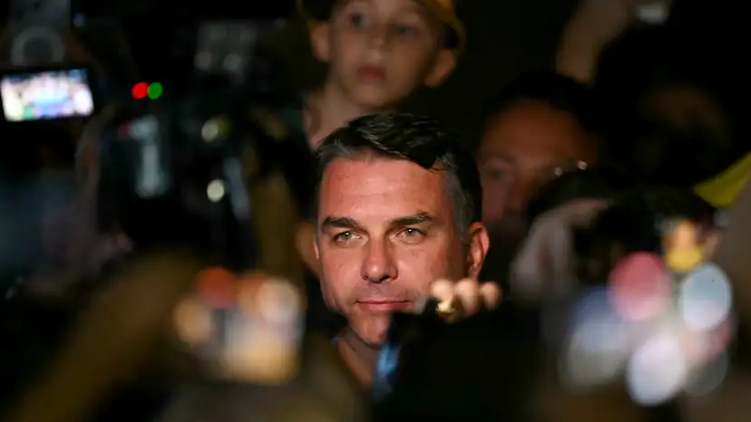 flavio bolsonaro-imprensa