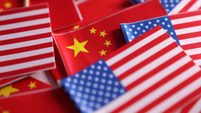 FILE PHOTO: Illustration shows U.S. and Chinese flags