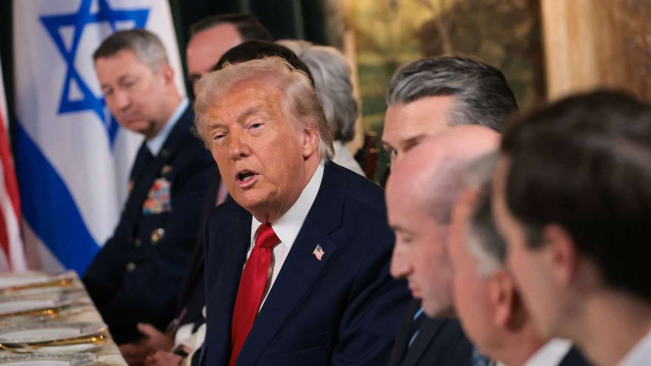 U.S. President Trump meets Israeli PM Netanyahu at Trump’s Mar-a-Lago club, in Palm Beach