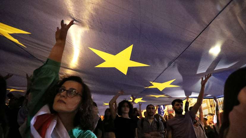 People protest against a bill on "foreign agents" in Tbilisi