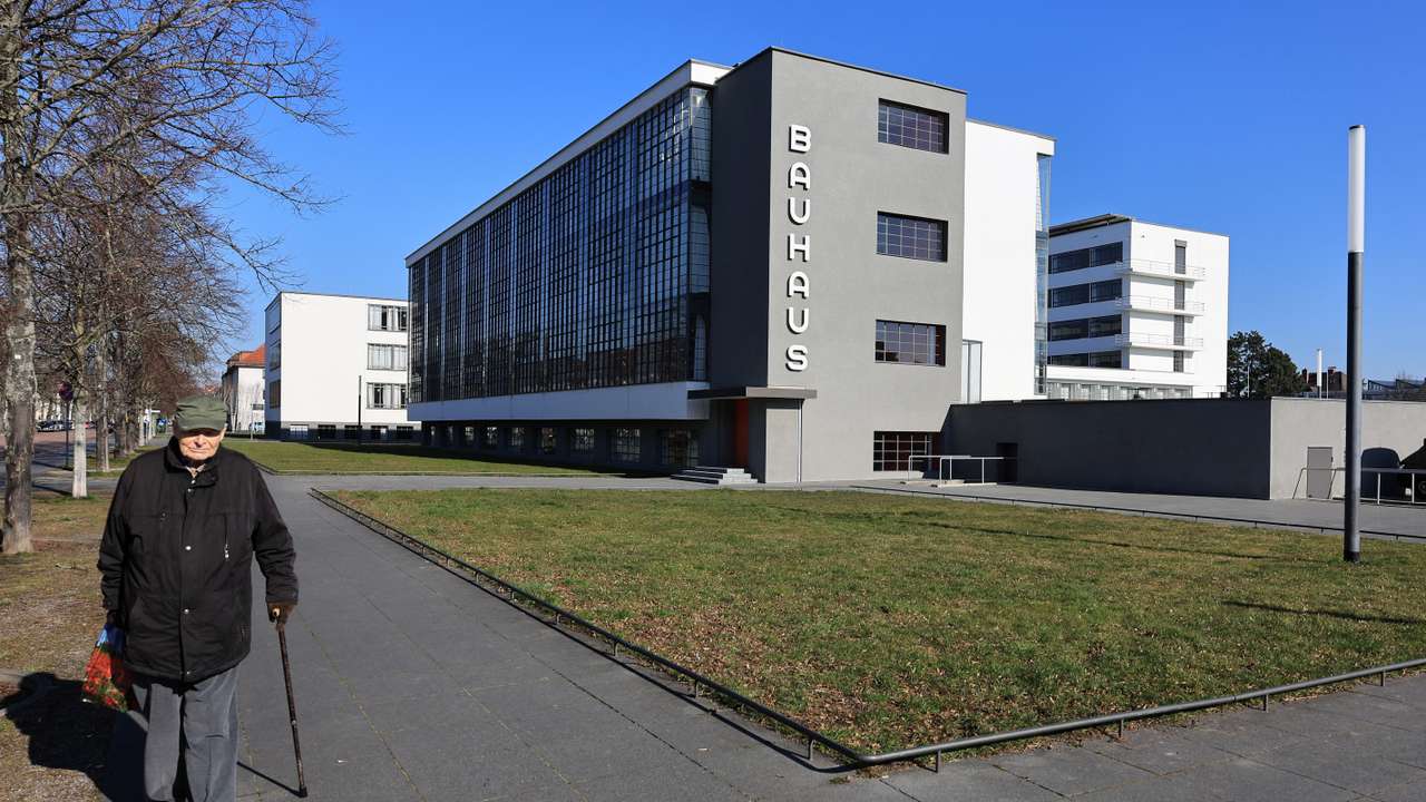 German far-rights attack legendary avant-garde Bauhaus culture as "globally homogenous porridge" and "provocation\