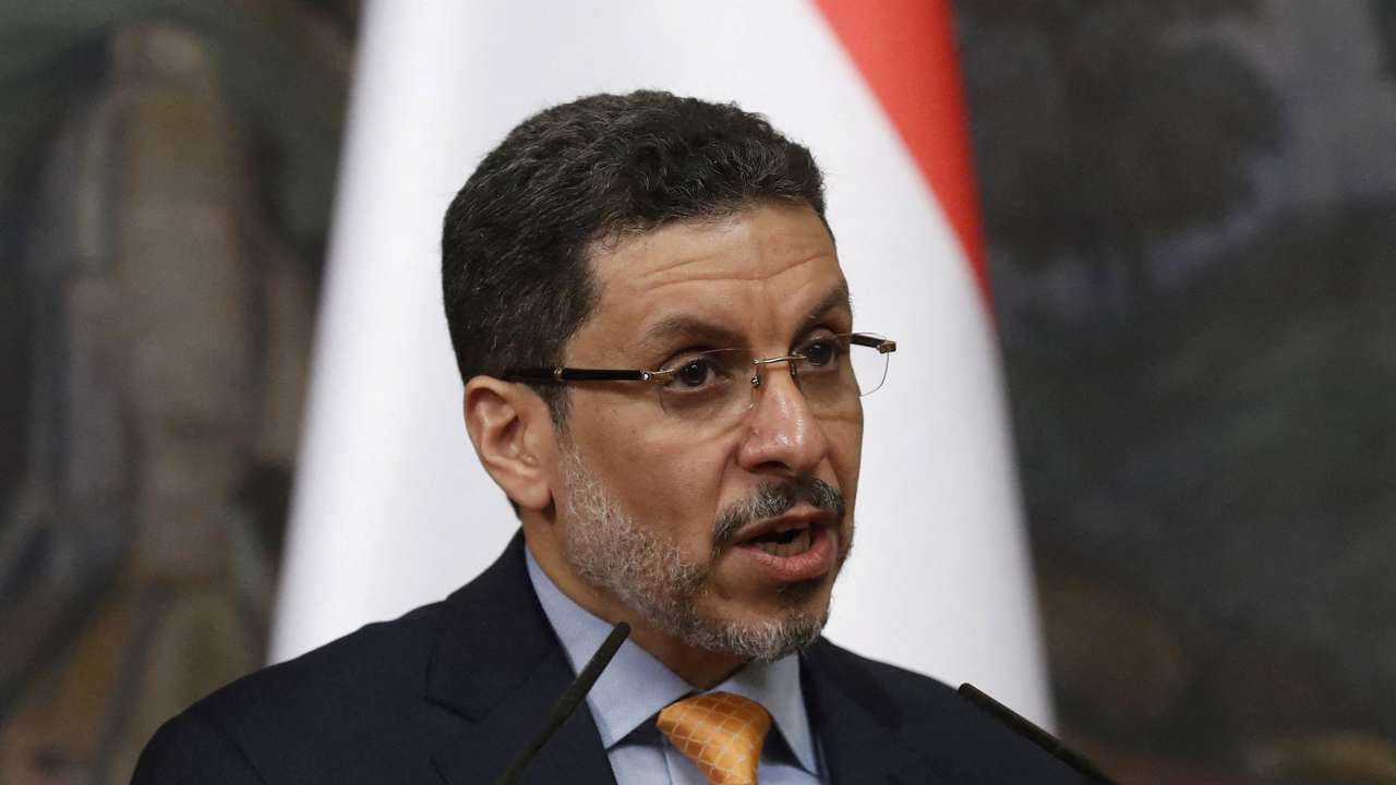 Yemeni Foreign Minister Ahmed Awad bin Mubarak visits Russia