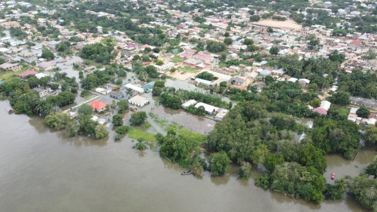 Akosombo Dam spillage