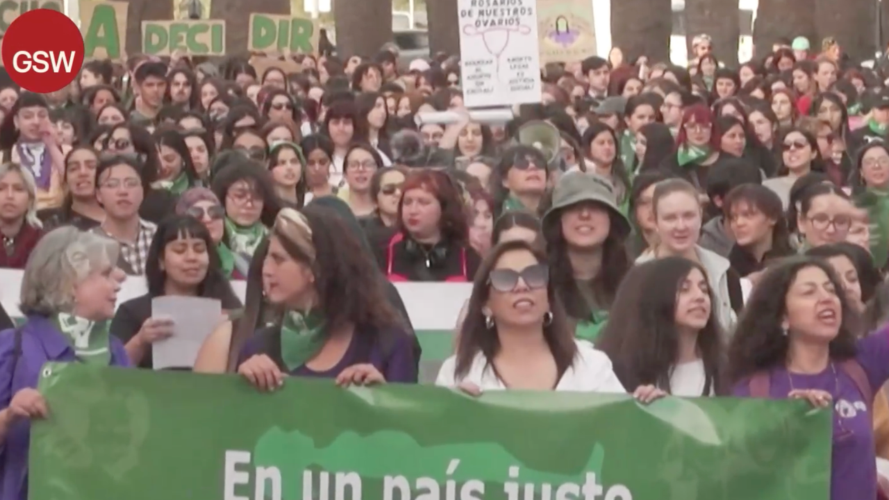 Chilean women demand abortion law reforms