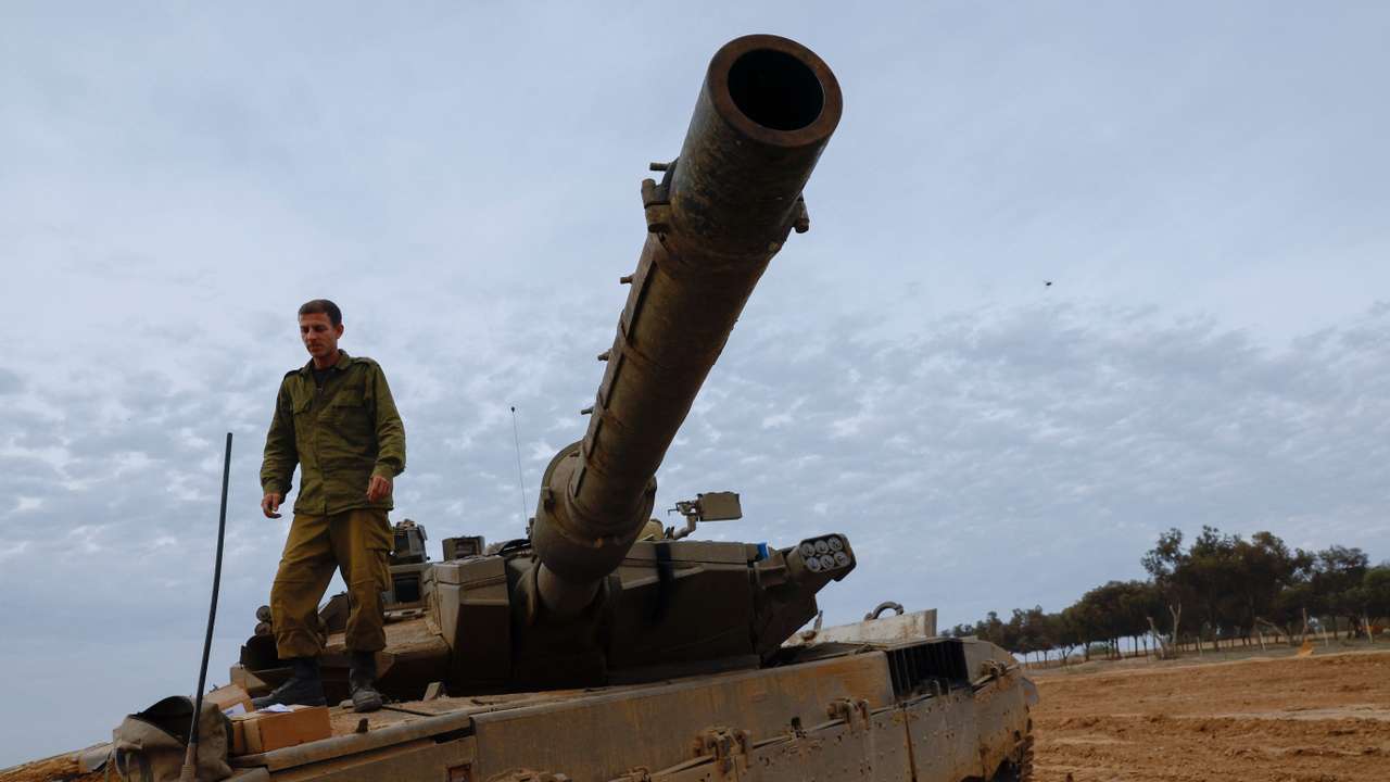 Merkava tanks near the Israel-Gaza border, during a temporary truce between Hamas and Israel